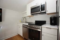 122A New Castle- Up - Image 3