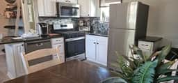 105 Bellevue St. unit A - Image 4