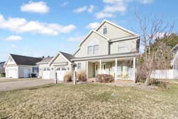 12 Canary Drive - Image 3