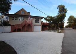6 California Ave - Image 4