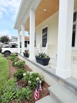 327 Hickman - Image 3