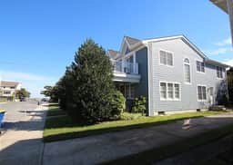 6 Hickman - Image 4