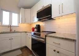 111 Lakeside Dr. - Image 4