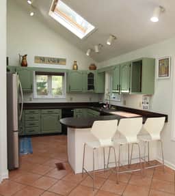101 Strawberry Way - Image 4