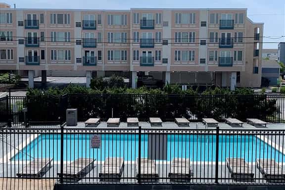 Opal South 403 - Image 1