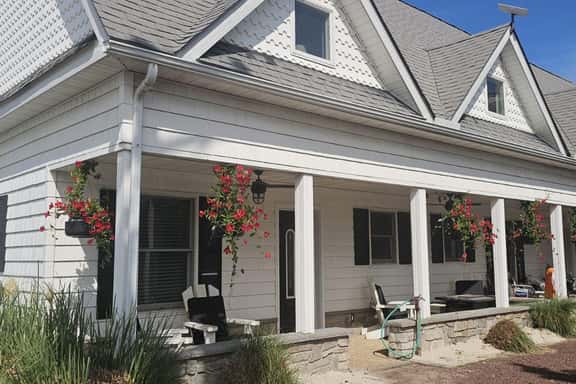 105 Bellevue St. unit A - Image 1