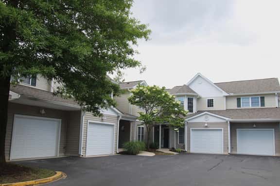 1300 Stoney Brook Cr. Unit 1303 - Image 1