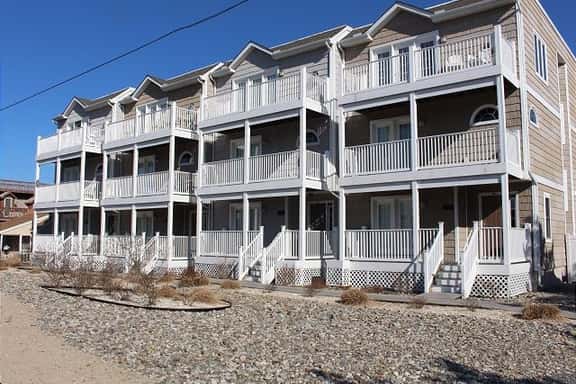 7 Collins - Image 1