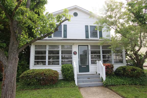 310 Bayard Ave - Image 1