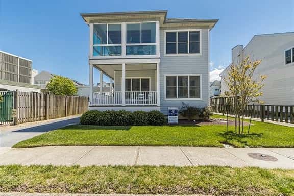 8 Virginia - Image 1