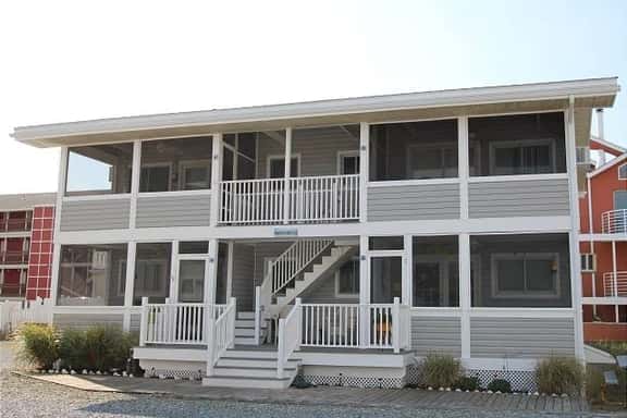 Surfside 10d - Image 1