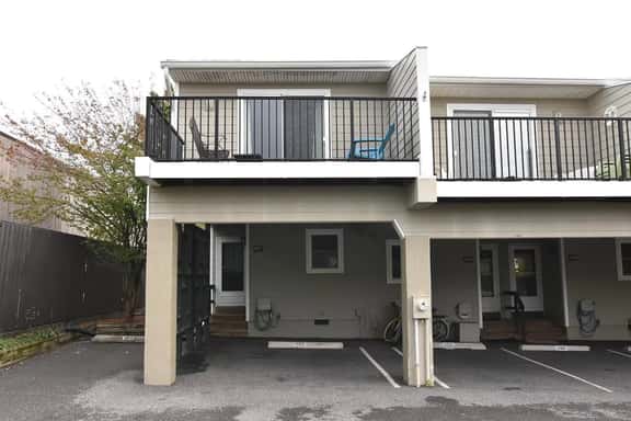 Scarborough Village 407 - Image 1