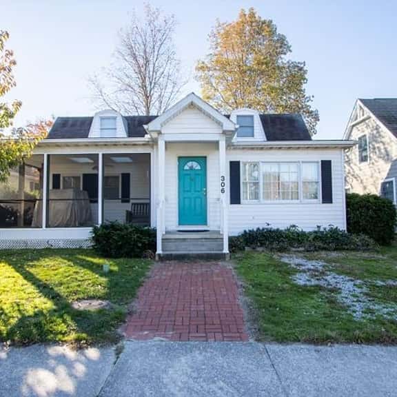 306 Hickman - Image 1
