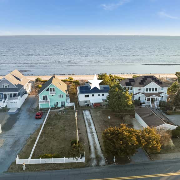 253 Bay Ave. - Image 1