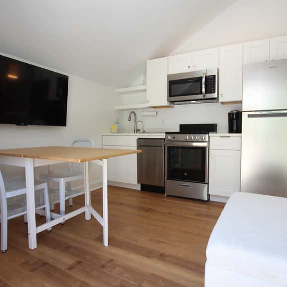 122A New Castle- Up - Image 1