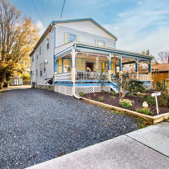 325 Savannah Rd - Image 1