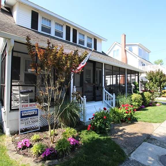 10 Stockley - Image 1