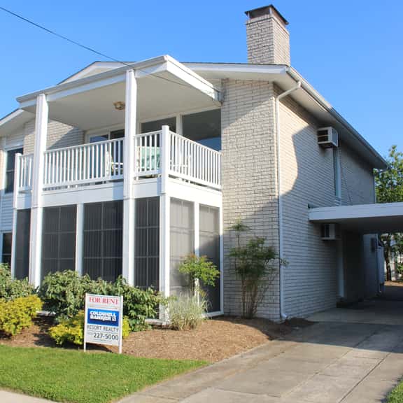 8 Hickman Street #2 - Image 1