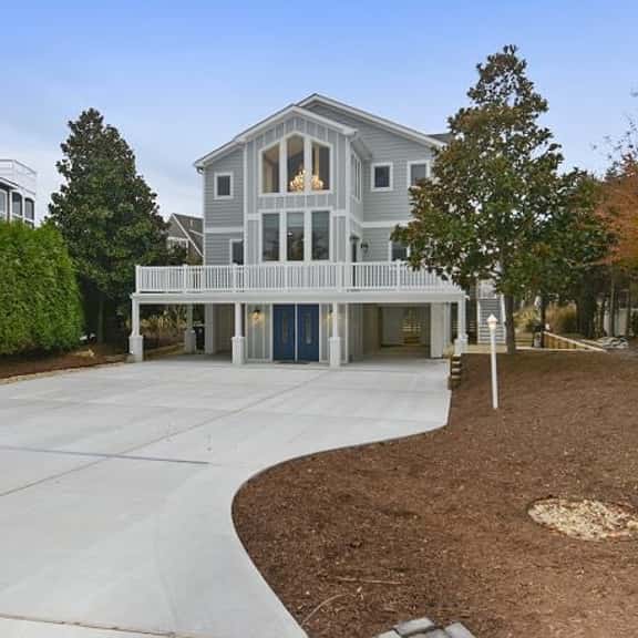 110 W Cape Shores Dr - Image 1