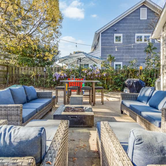 1500 Bayard Ave. - Image 1