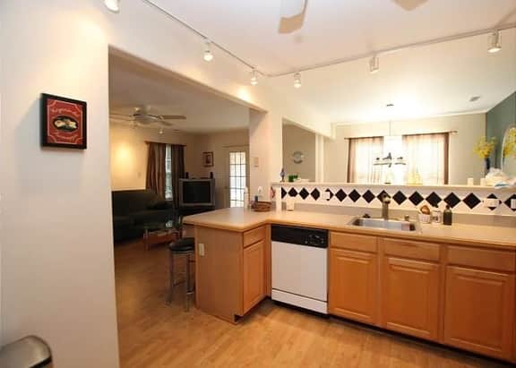 1 Jenna Lane - Image 5