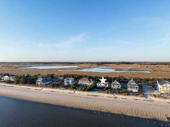 253 Bay Ave. - Image 3