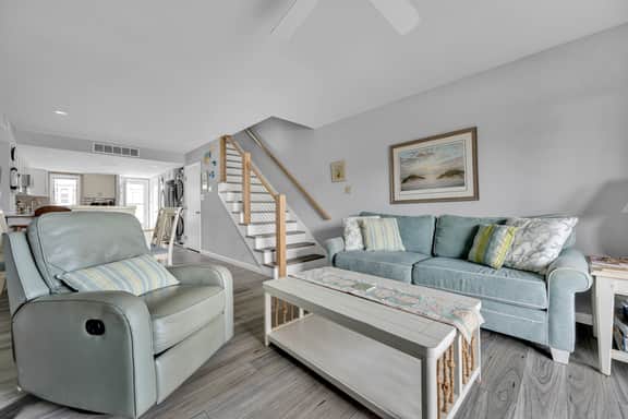 14 Rodney Ave. Unit B - Image 4