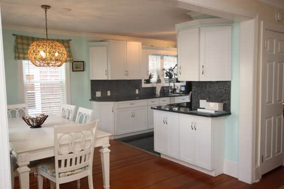 56 Delaware Ave - Image 3