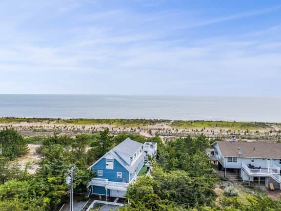 2024 S. Bayshore Dr. - Image 2