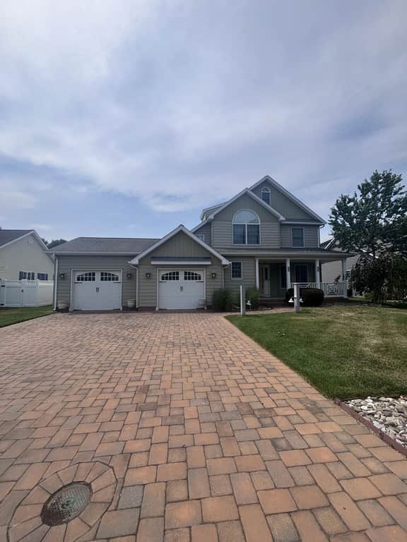 12 Canary Drive - Image 2