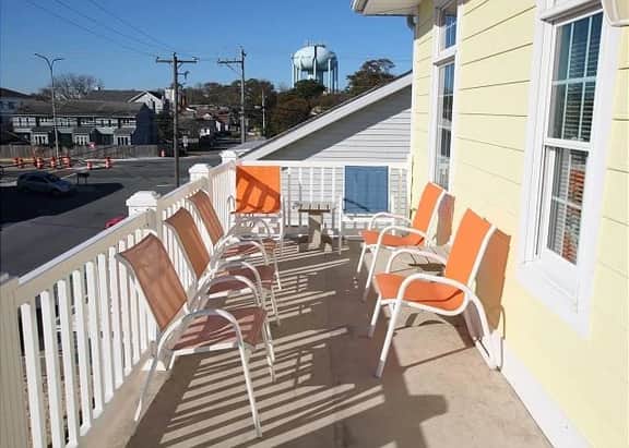 17b Clayton St. - Image 3