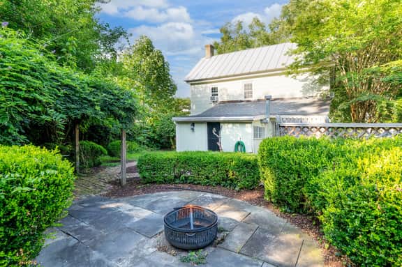 404 Union St. - Image 3